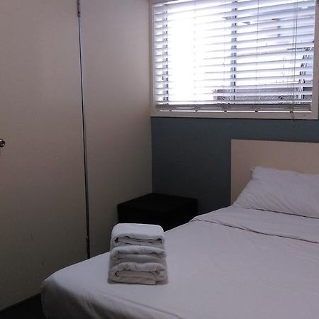 Fortitude Valley Snooze Inn מראה חיצוני תמונה