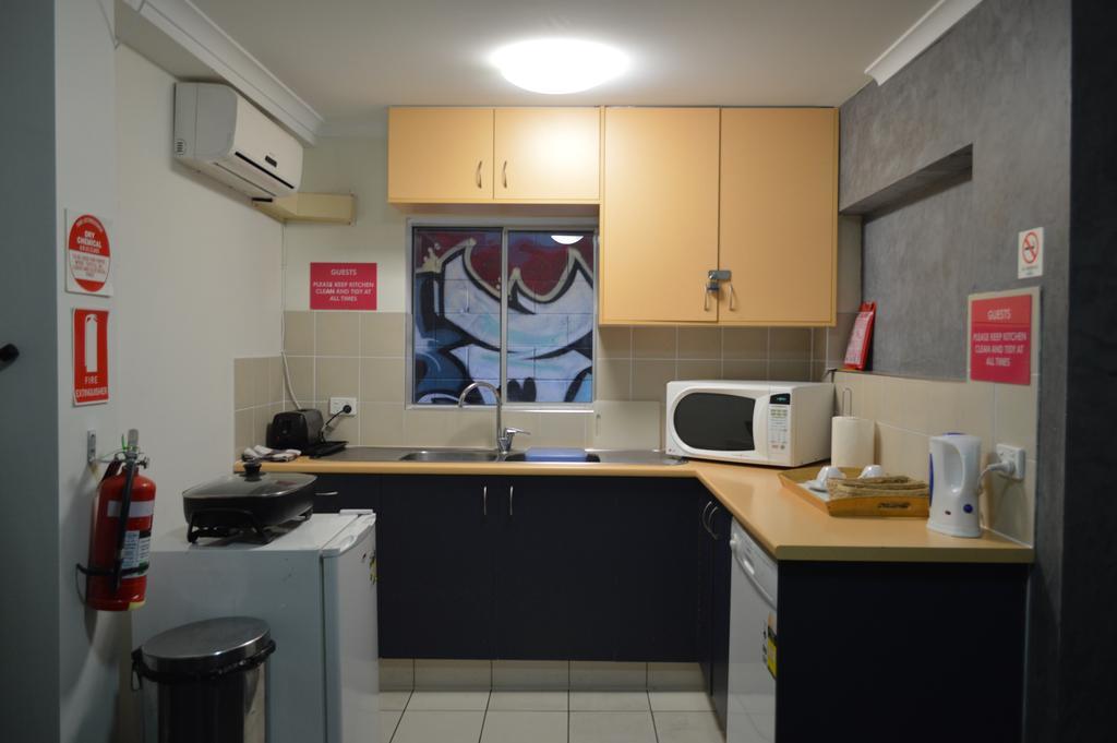 Fortitude Valley Snooze Inn מראה חיצוני תמונה